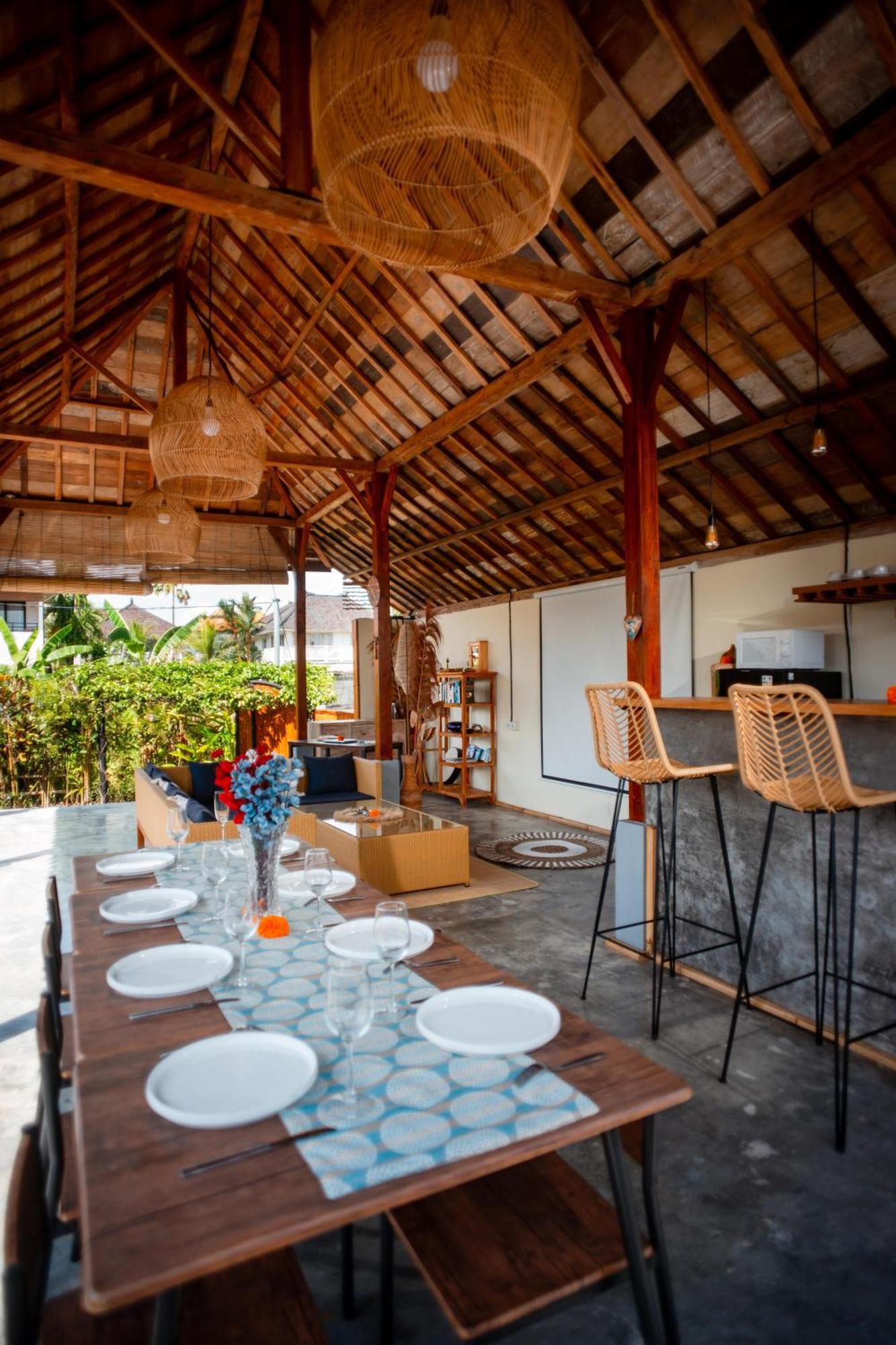 Nila Chandra Bungalows Ubud Esterno foto