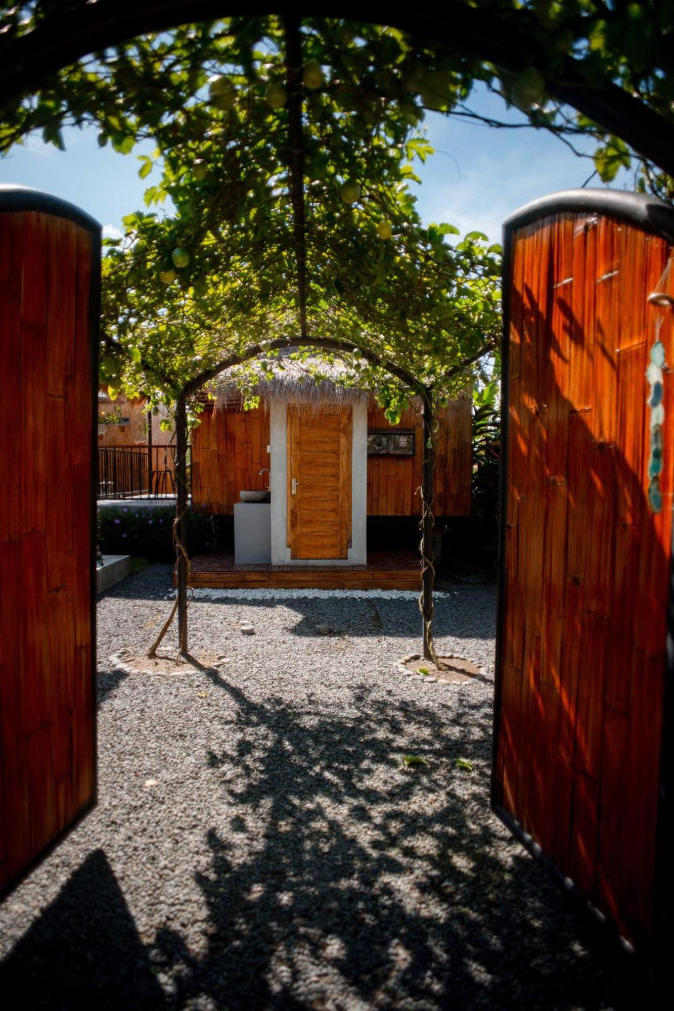 Nila Chandra Bungalows Ubud Esterno foto
