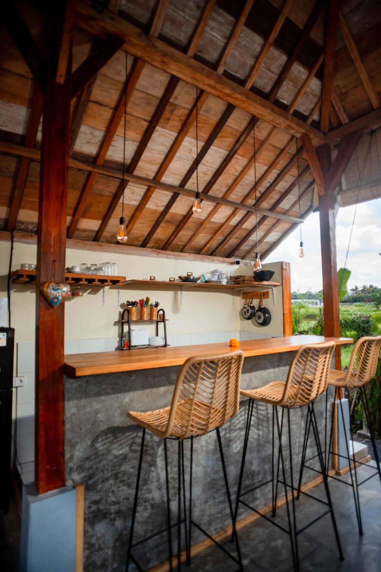 Nila Chandra Bungalows Ubud Esterno foto